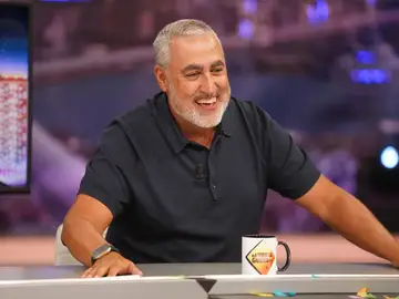 "Vas a lo tuyo": Jorge Salvador recopila los lapsus de Pablo Motos por su decisión de no usar pinganillo "Vas a lo tuyo": Jorge Salvador recopila los lapsus de Pablo Motos por su decisión de no usar pinganillo