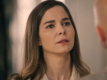 Jes&uacute;s sobrepasa todos los l&iacute;mites y llama al internado de Julia&hellip; &iexcl;para prohibirle la entrada a Bego&ntilde;a!