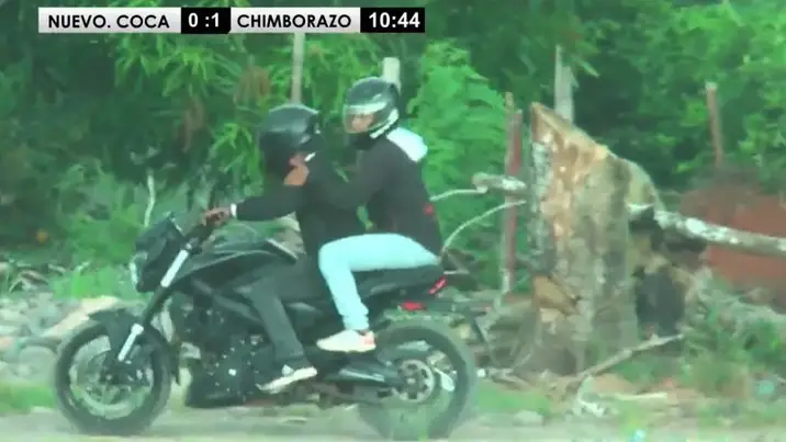 Dos sicarios irrumpen a tiros en un partido