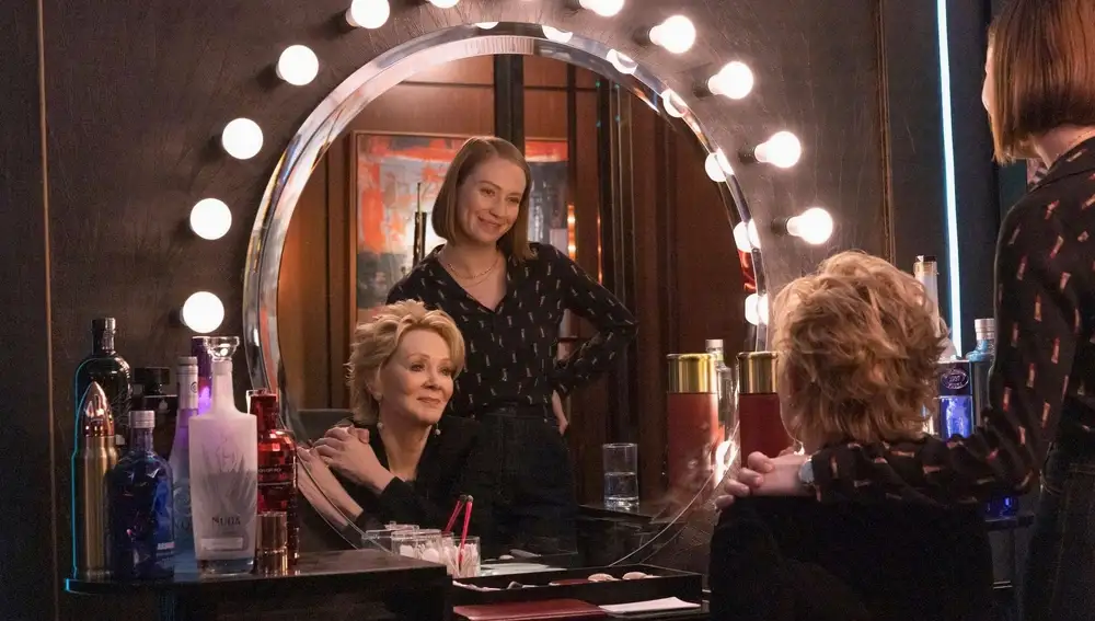 Jean Smart y Hannah Eibinder en Hacks Jean Smart y Hannah Eibinder en Hacks
