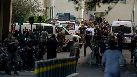 Al menos nueve muertos y 2.800 heridos tras la explosión de dispositivos 'buscapersonas' de Hezbolá en Líbano Al menos nueve muertos y 2.800 heridos tras la explosión de dispositivos 'buscapersonas' de Hezbolá en Líbano