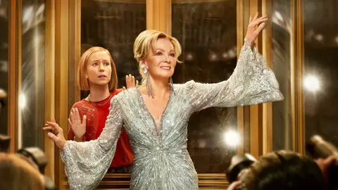 Jean Smart y Hannah Eibinder en Hacks Jean Smart y Hannah Eibinder en Hacks
