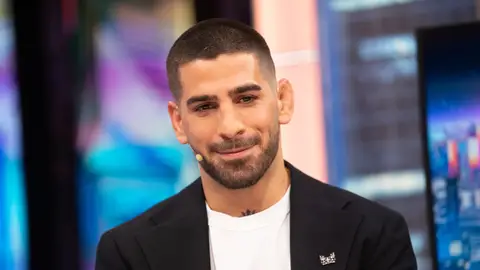 Ilia Topuria, sobre su complicada infancia: "Los aprendizajes del pasado formaron a la persona que soy" Ilia Topuria, sobre su complicada infancia: "Los aprendizajes del pasado formaron a la persona que soy"