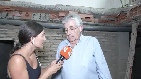 ¿Milagro en Andújar? Un joven asegura que se le apareció la Virgen entre los escombros de casa ¿Milagro en Andújar? Un joven asegura que se le apareció la Virgen entre los escombros de casa