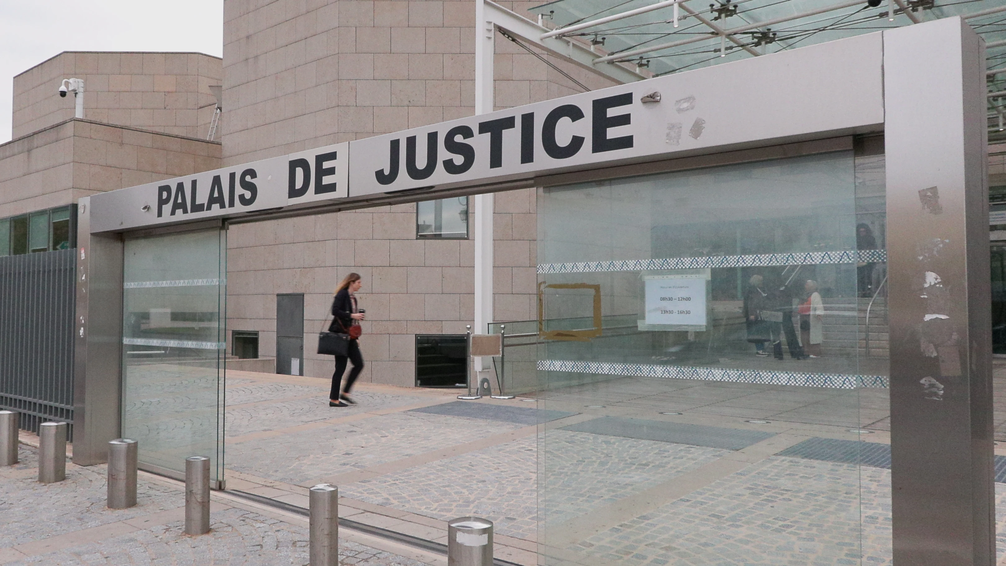 El cómplice de Pelicot que drogaba y violaba a su mujer "merezco cadena perpétua" El cómplice de Pelicot que drogaba y violaba a su mujer "merezco cadena perpétua"