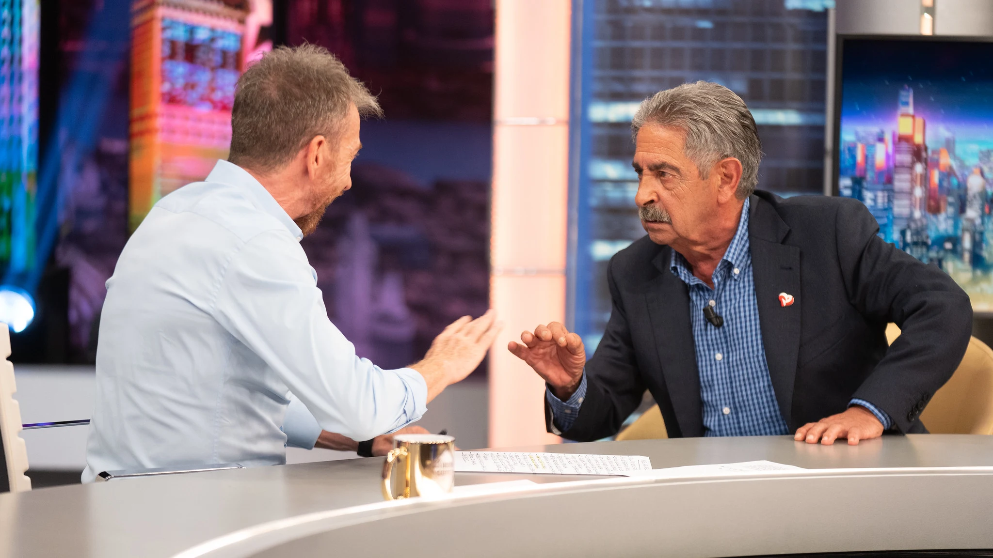 Revilla, sobre la financiación singular para Cataluña: "Un tío de izquierdas, ¿cómo puede apoyar esto?"