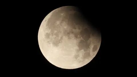 Imagen de la superluna. Imagen de la superluna.