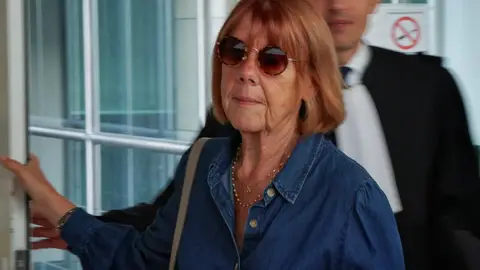 La víctima Gisèle Pelicot La víctima Gisèle Pelicot