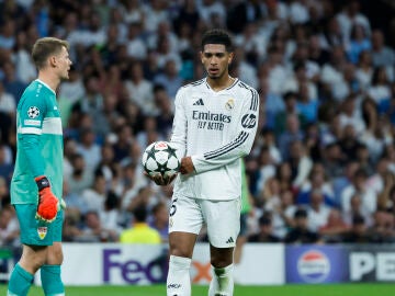 Jude Bellingham durante el Real Madrid-Stuttgart