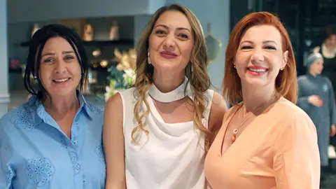 Gul, Aylin y Laçin Gul, Aylin y Laçin