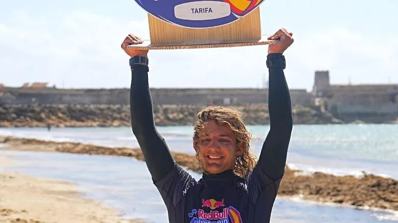 Lorenzo Casati se corona en la King of the Air de Tarifa Lorenzo Casati se corona en la King of the Air de Tarifa