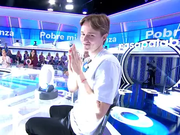 Manu y Nacho piden perdón a Isabel Pantoja por “poco folclóricos” Manu y Nacho piden perdón a Isabel Pantoja por “poco folclóricos”