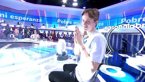 Manu y Nacho piden perdón a Isabel Pantoja por “poco folclóricos” Manu y Nacho piden perdón a Isabel Pantoja por “poco folclóricos”