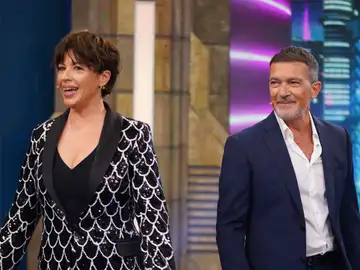 Disfruta de la entrevista completa a Antonio Banderas y Marta Ribero en El Hormiguero Disfruta de la entrevista completa a Antonio Banderas y Marta Ribero en El Hormiguero