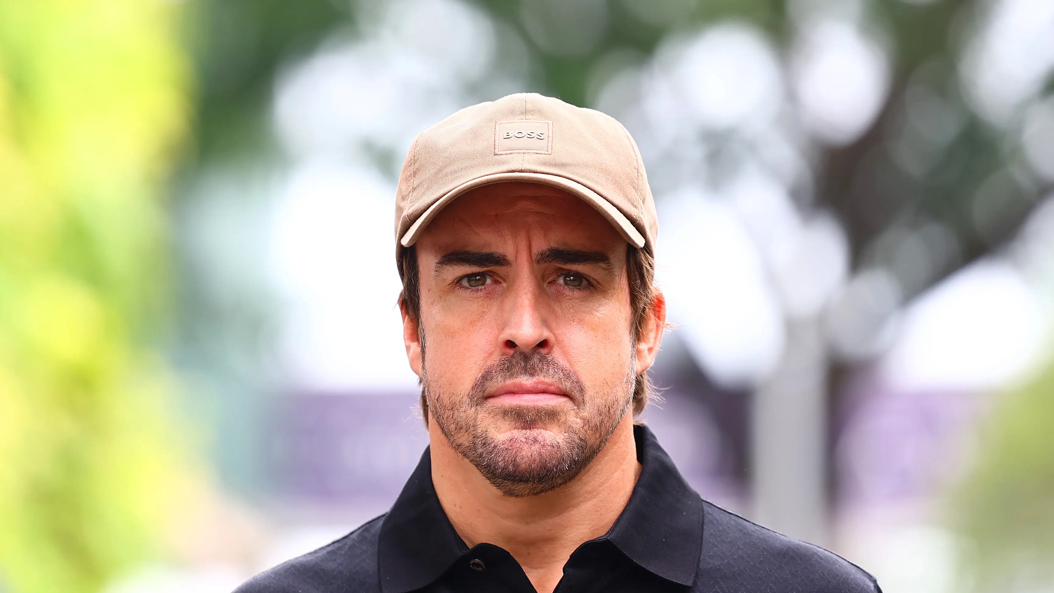Fernando Alonso llega al circuito de Marina Bay, Singapur