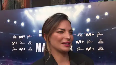 Beatriz Espejel haciendo declaraciones a la prensa Beatriz Espejel haciendo declaraciones a la prensa