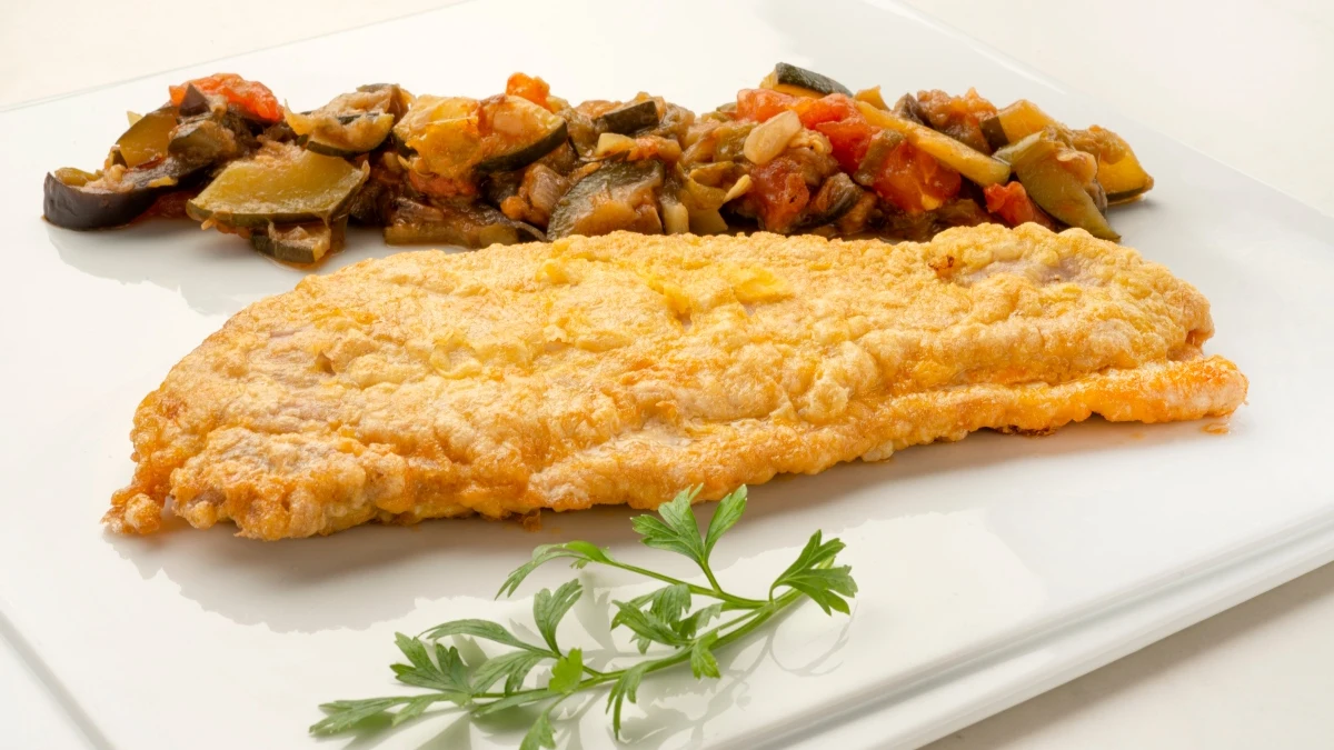 Un recetón de carne, de Arguiñano: filetes de cerdo rellenos de queso cheddar con pisto