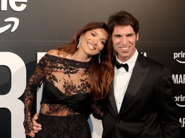 Primer posado de María Cerqueira y Cayetano Rivera Primer posado de María Cerqueira y Cayetano Rivera