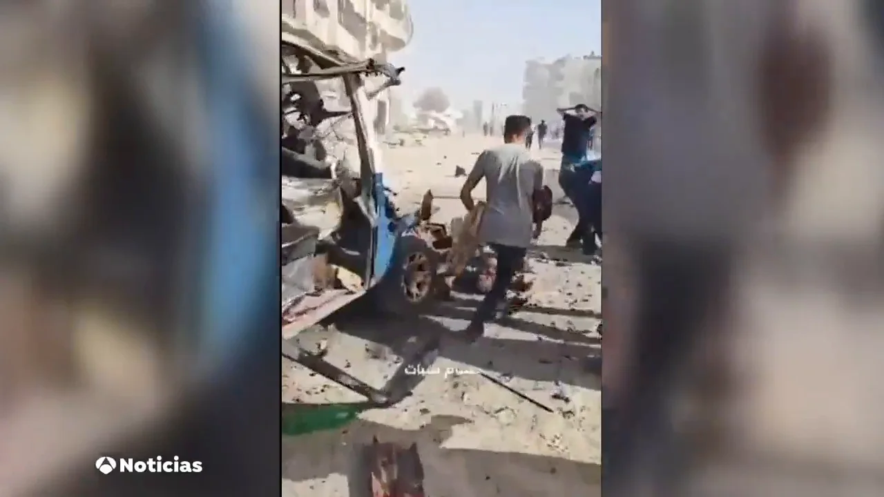 Israel ataca Beirut dejando 14 muertos, entre ellos un jefe de Hezbolá, tras los bombardeos en territorio israelí Israel ataca Beirut dejando 14 muertos, entre ellos un jefe de Hezbolá, tras los bombardeos en territorio israelí