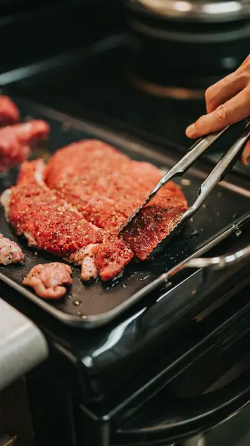 Cocinando carne Cocinando carne