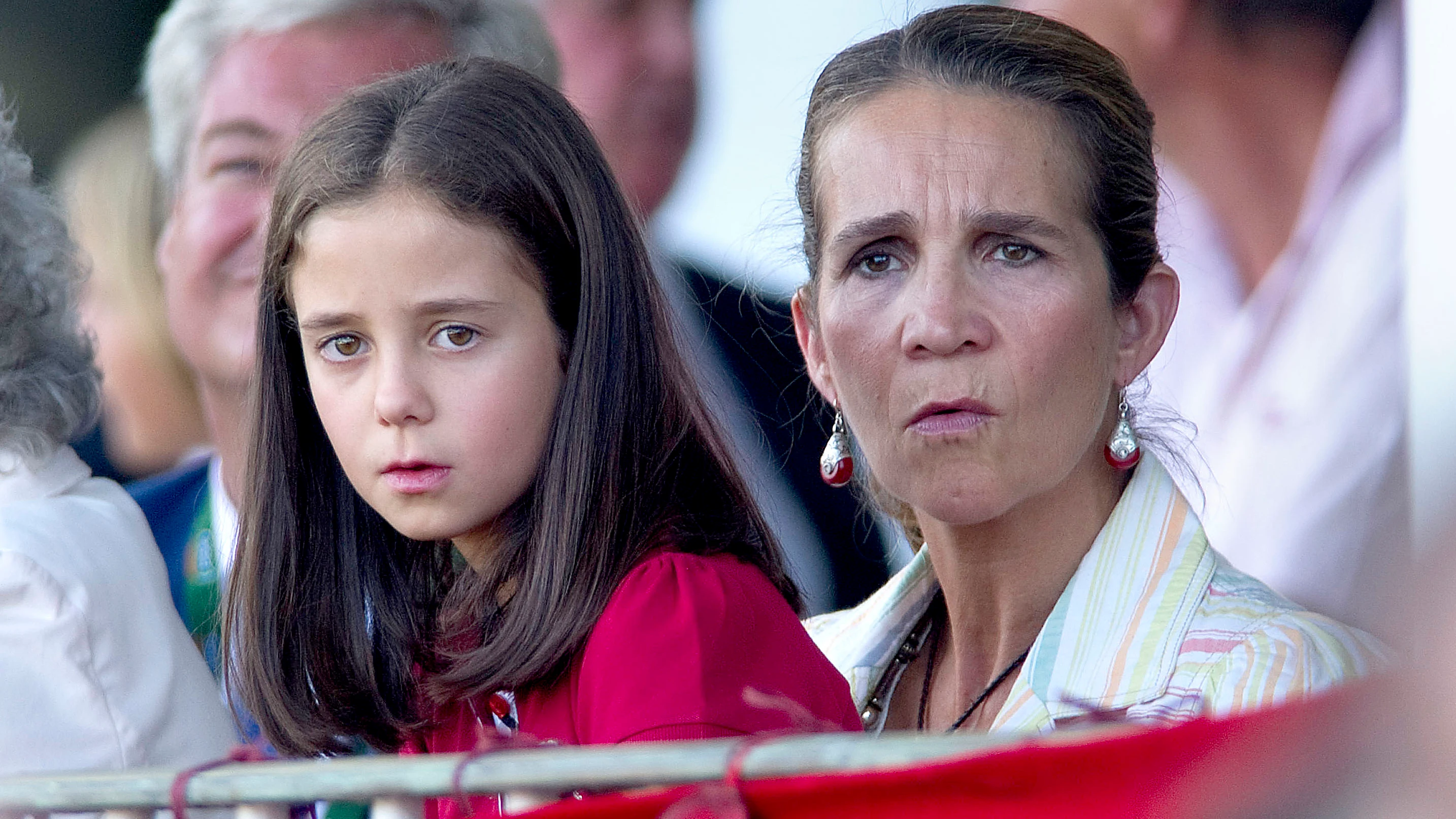 Victoria Federica y la infanta Elena en 2010 Victoria Federica y la infanta Elena en 2010