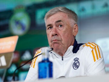 Carlo Ancelotti en rueda de prensa