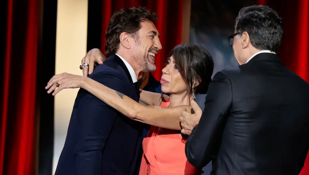 Los hermanos Bardem, Javier, Mónica y Carlos, en la 72 edición del Festival de San Sebastián Los hermanos Bardem, Javier, Mónica y Carlos, en la 72 edición del Festival de San Sebastián