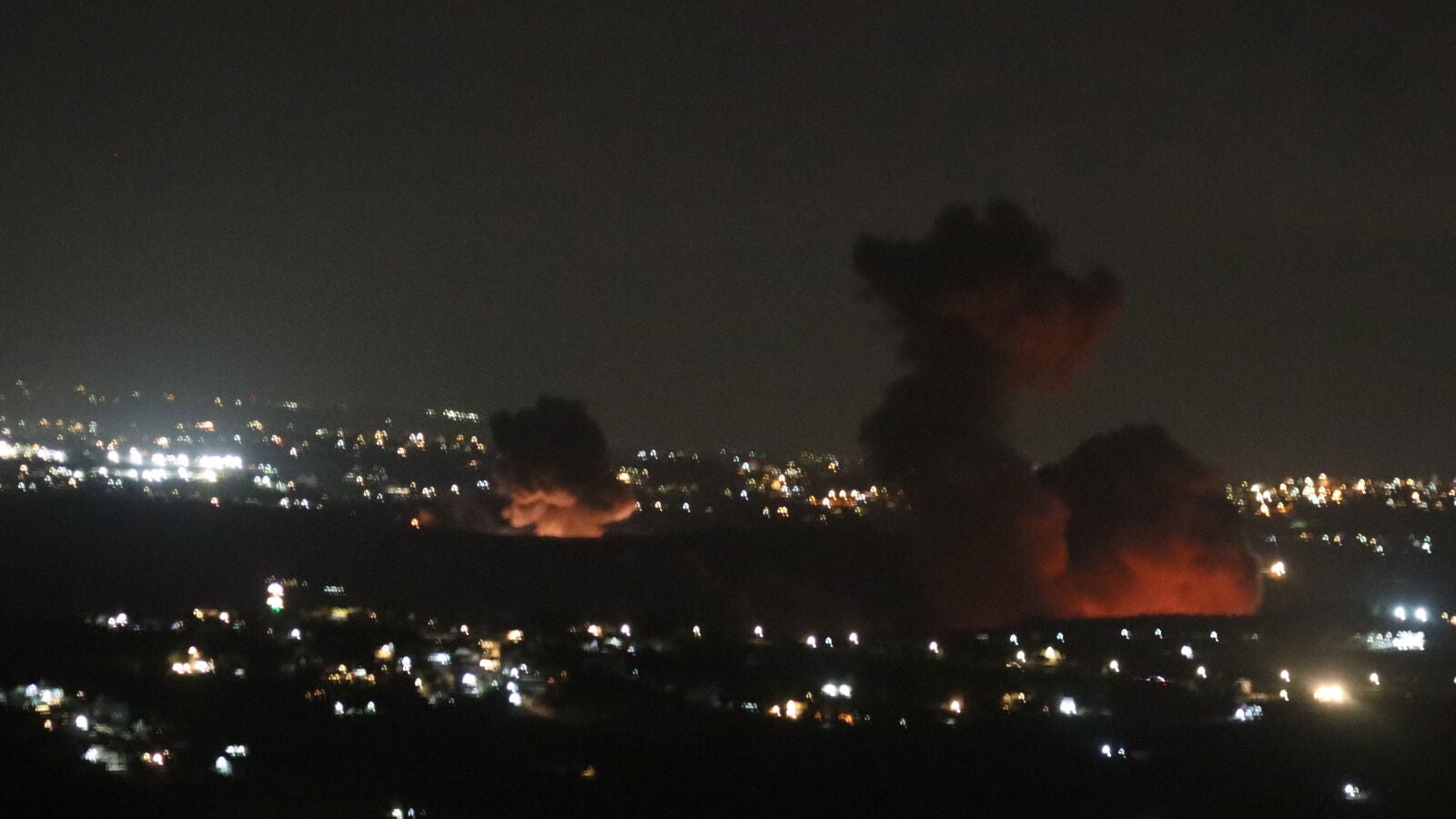 Israel amplía sus bombardeos en Líbano mientras Hezbolá extiende el alcance de sus misiles
