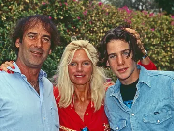 Luis Ortiz y Gunilla von Bismark con su hijo, Francisco Ortiz, en 1999 Luis Ortiz y Gunilla von Bismark con su hijo, Francisco Ortiz, en 1999