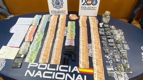 La Policía desmantela una red criminal que explotaba sexualmente a mujeres en España y rescata a 24 víctimas La Policía desmantela una red criminal que explotaba sexualmente a mujeres en España y rescata a 24 víctimas