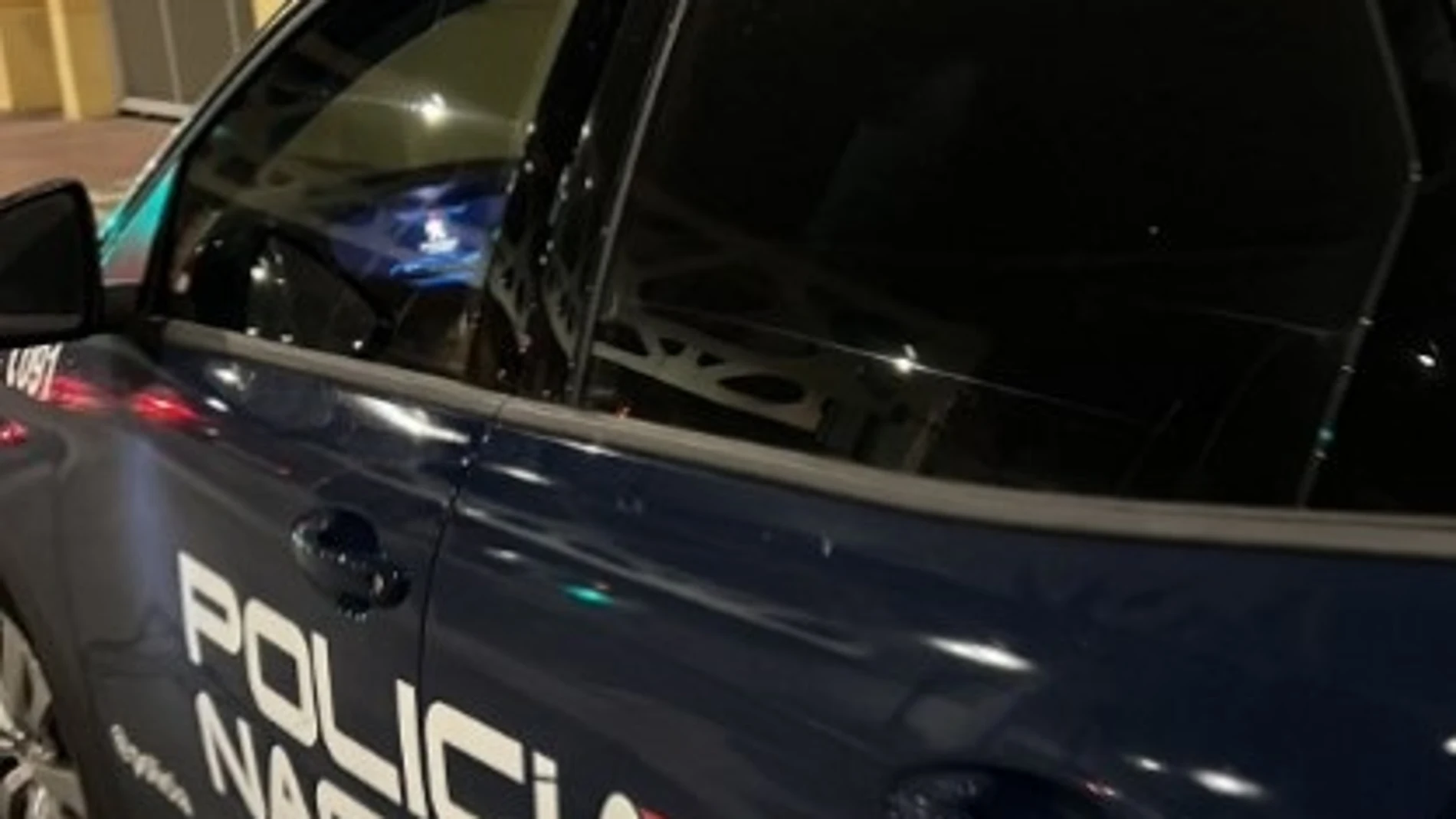 Imagen de un coche de la Policía Nacional Imagen de un coche de la Policía Nacional