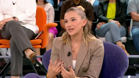 Lía explica cómo se vive con síndrome de Tourette Lía explica cómo se vive con síndrome de Tourette