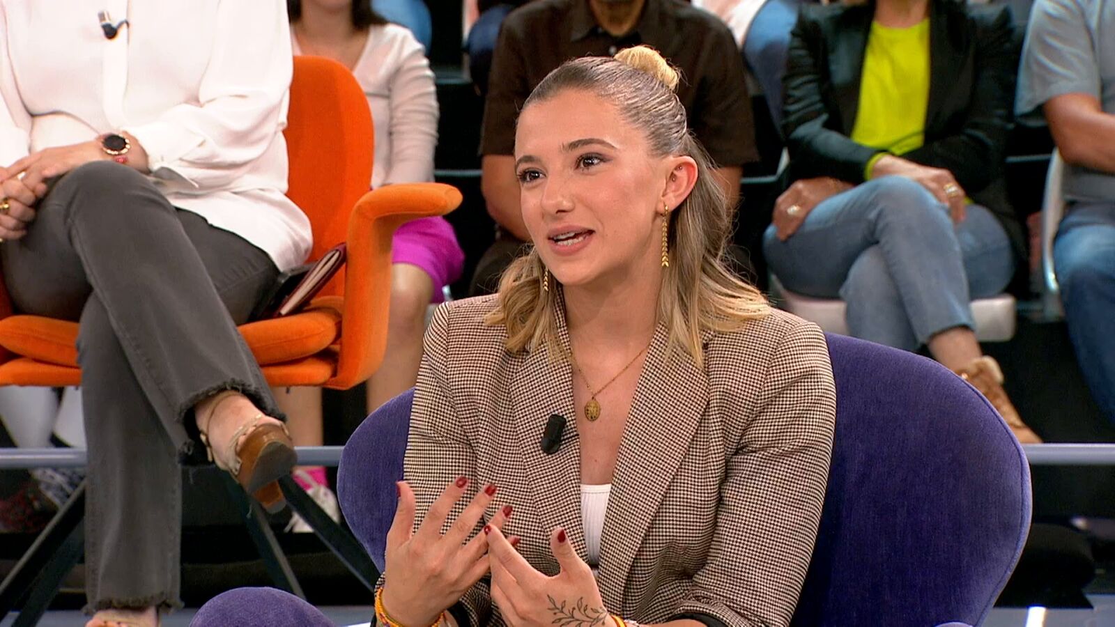 Lía cuenta cómo es vivir con el síndrome de Tourette: 