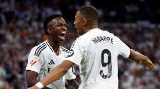 Vin&iacute;cius Jr. y Kylian Mbapp&eacute; en el Bernab&eacute;u