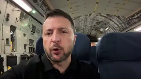 Discurso de Zelenski desde el avión Discurso de Zelenski desde el avión