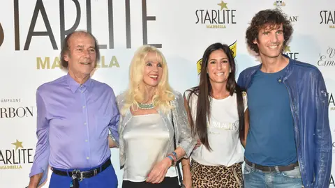 Luis Ortiz y Gunilla von Bismark con su hijo, Francisco Ortiz, en 2017 Luis Ortiz y Gunilla von Bismark con su hijo, Francisco Ortiz, en 2017