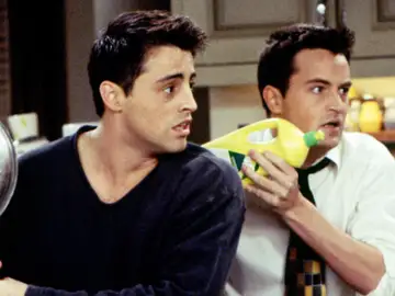 Matt LeBlanc y Matthew Perry en la serie 'Friends' Matt LeBlanc y Matthew Perry en la serie 'Friends'
