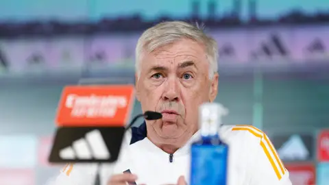 Carlo Ancelotti responde a los medios en Valdebebas Carlo Ancelotti responde a los medios en Valdebebas