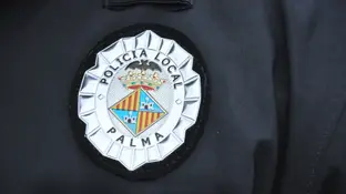 Policía Local levanta siete actas por botellón y ensuciamiento de la vía pública en Palma Policía Local. Palma. Agente. Recurso. Archivo. REMITIDA / HANDOUT por POLICÍA LOCAL DE PALMA Fotografía remitida a medios de comunicación exclusivamente para ilustrar la noticia a la que hace referencia la imagen, y citando la procedencia de la imagen en la firma 22/09/2024
