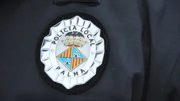 Policía Local levanta siete actas por botellón y ensuciamiento de la vía pública en Palma Policía Local levanta siete actas por botellón y ensuciamiento de la vía pública en Palma
