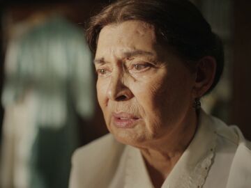 El colgante que guarda la historia de amor secreta entre Hattuc y Halis Korhan en Una nueva vida 