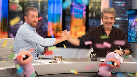 ¡Detective del amor! Trancas y Barrancas ponen a prueba el radar del corazón de Ricardo Darín ¡Detective del amor! Trancas y Barrancas ponen a prueba el radar del corazón de Ricardo Darín