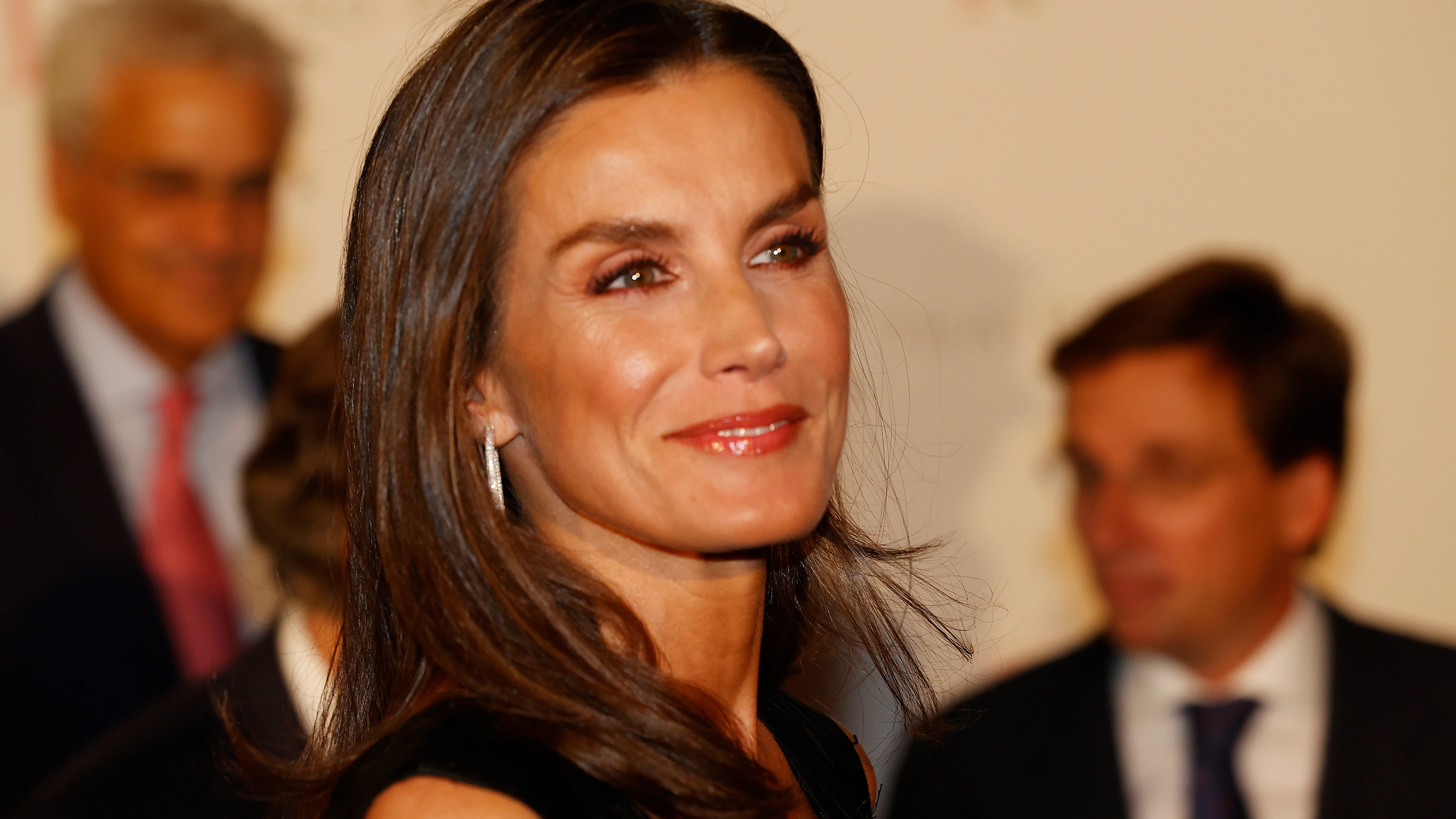 La reina Letizia inaugura nueva temporada en el Teatro Real La reina Letizia inaugura nueva temporada en el Teatro Real
