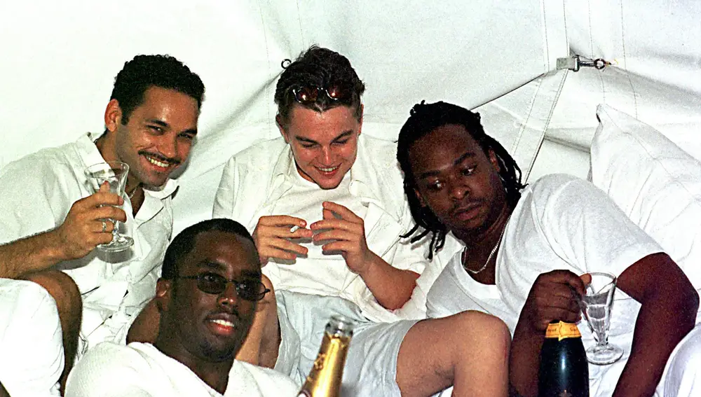 Leonardo DiCaprio en las "Fiestas Blancas" de Sean 'Diddy' Combs Leonardo DiCaprio en las "Fiestas Blancas" de Sean 'Diddy' Combs