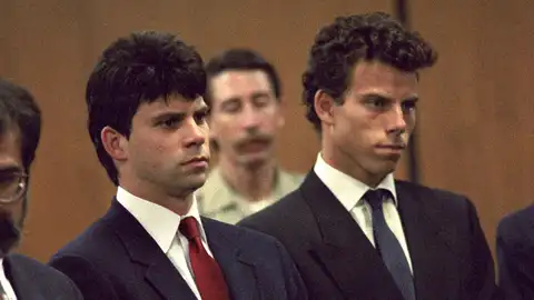 Lyle y Erik Menendez Lyle y Erik Menendez