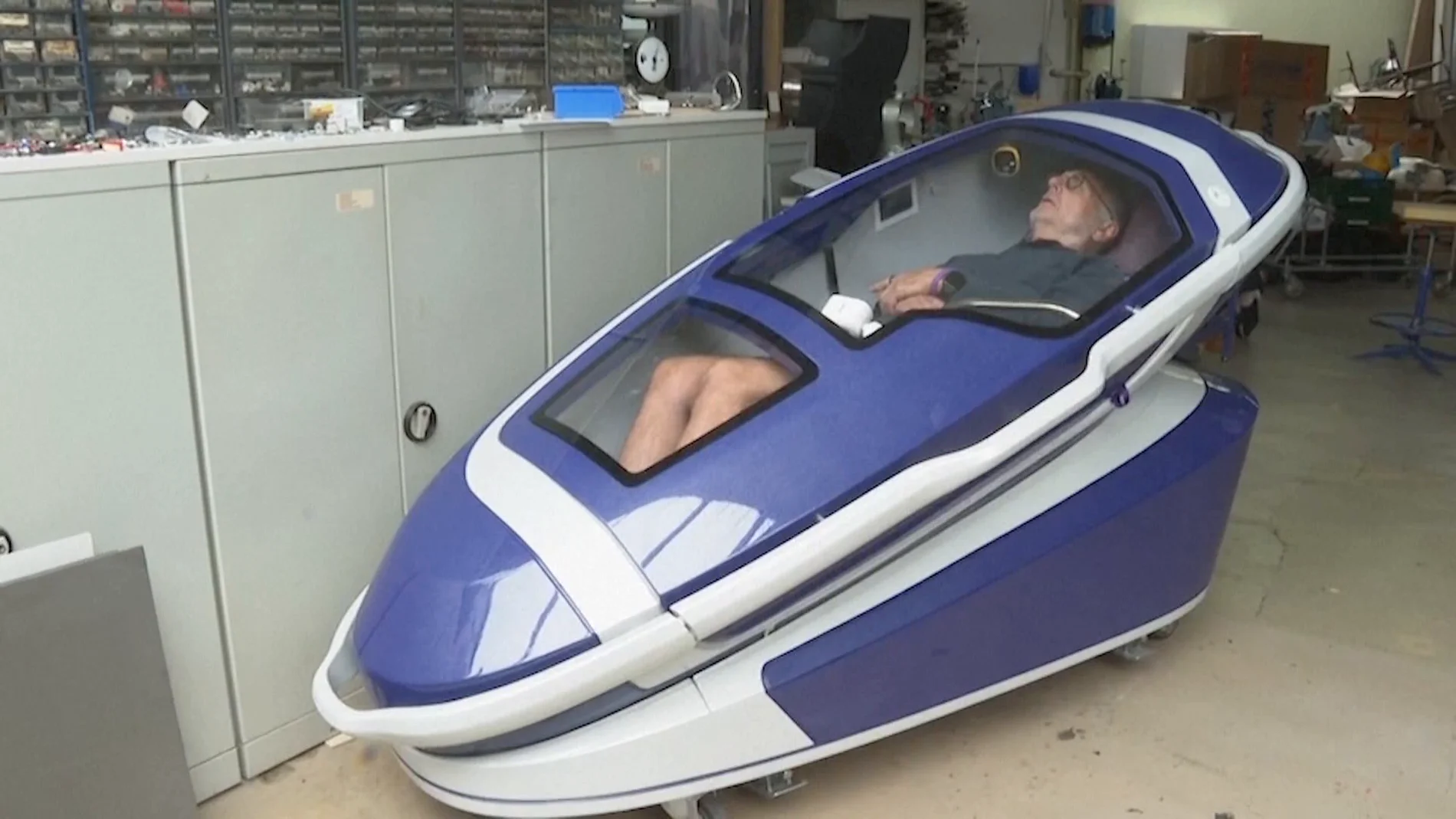 La cápsula del suicidio La cápsula del suicidio