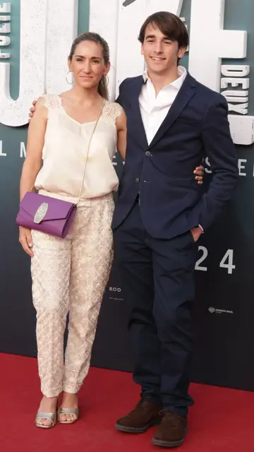 Alejandra Martos y su hijo, Carlos Alejandra Martos y su hijo, Carlos