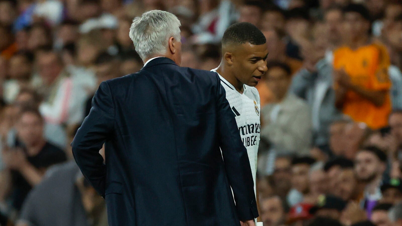 Kylian Mbappé, baja para el derbi por una lesión en el bíceps femoral de la pierna izquierda 