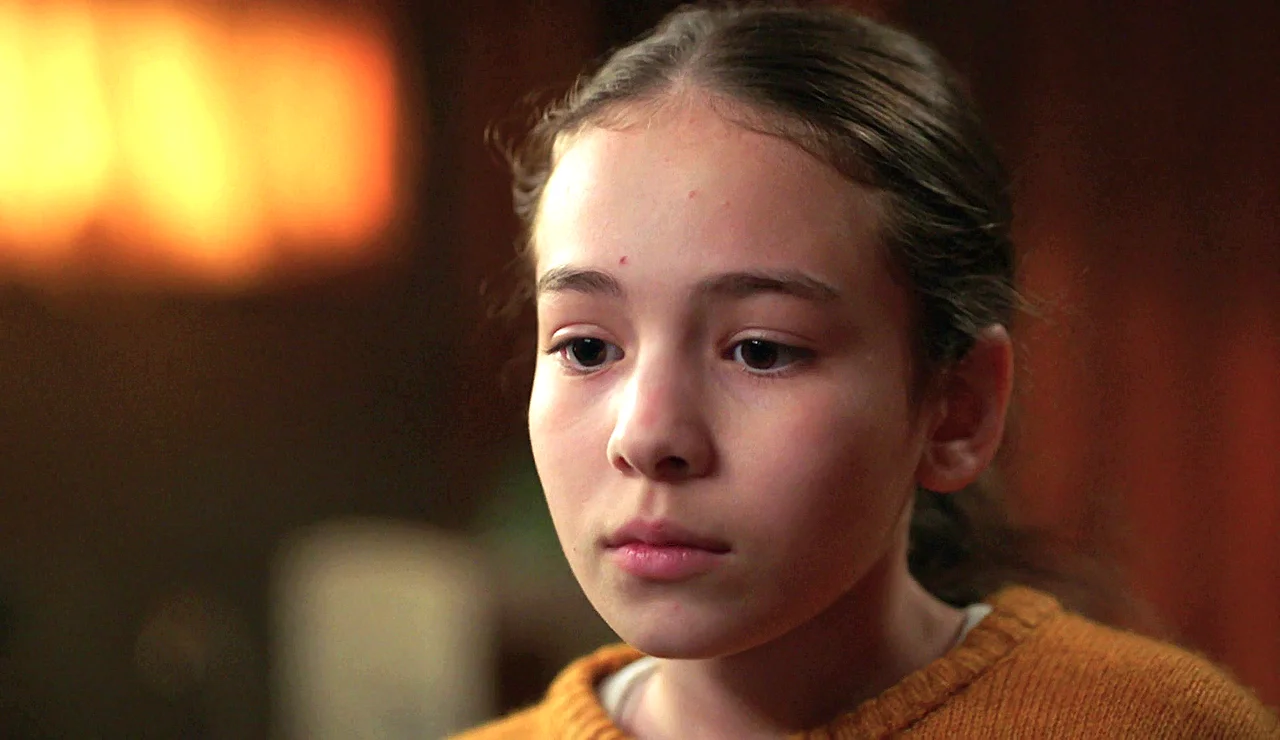 Ömer y Emel viven un triste y bonito momento recordando a su hermana: “Todavía huele a Asiye”