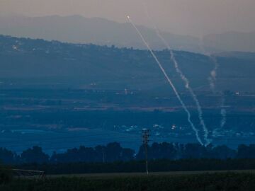  Israel intercepta un misil lanzado desde Líbano tras la activación de sirenas en Tel Aviv